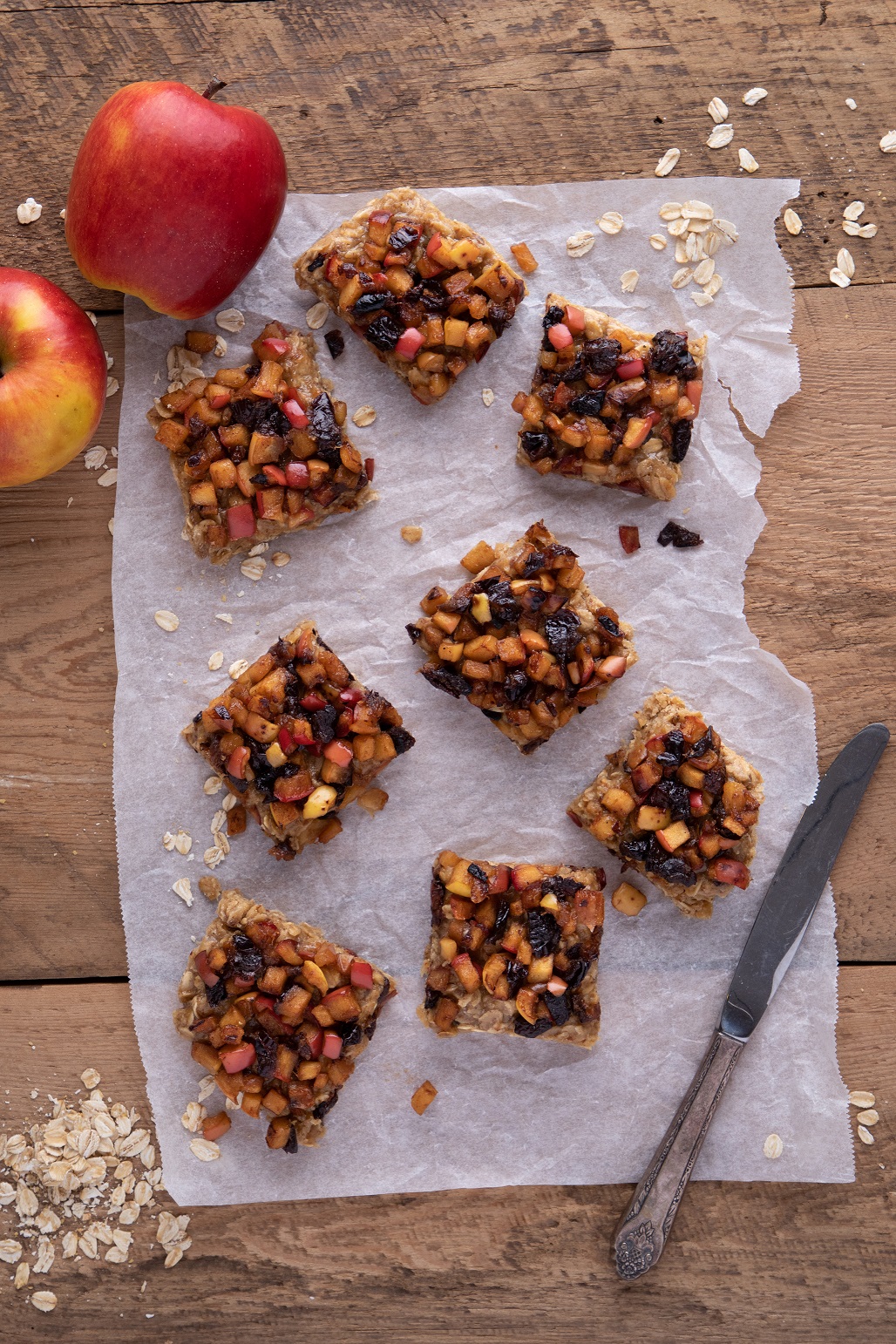 Apple Oat Bars